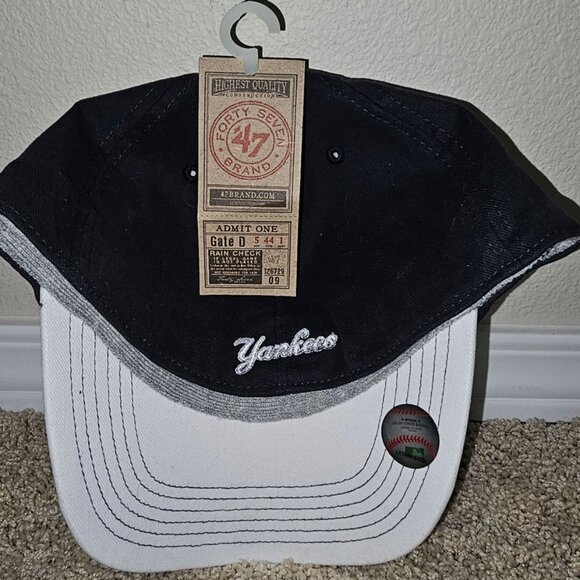 *Vintage* 2009 MLB NY Yankees 2-tone Plaid Blue Hat - 47 Brand - One Size Str - Picture 2 of 3